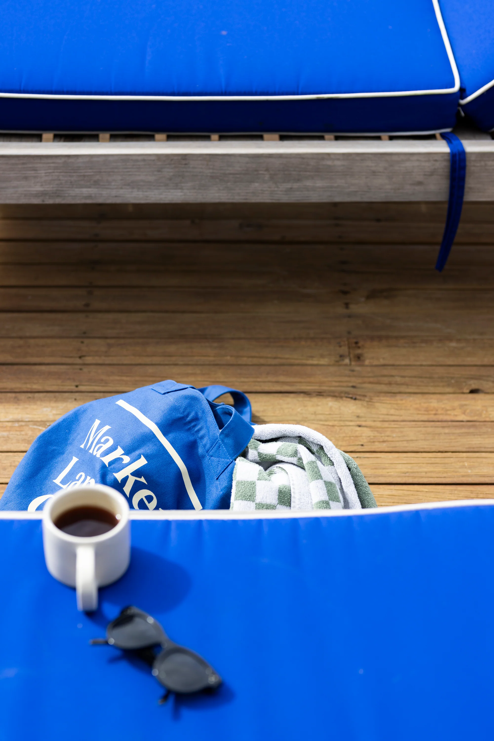 Market Lane Tote Bag - Image 6